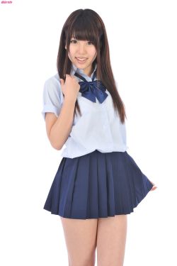 野外车里打扑克